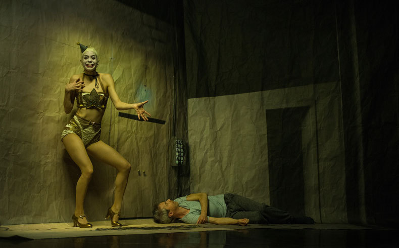 KIDD PIVOT i ELECTRIC COMPANY THEATRE - Betroffenheit